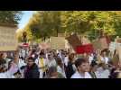 Lille : les étudiants en médecine manifestent