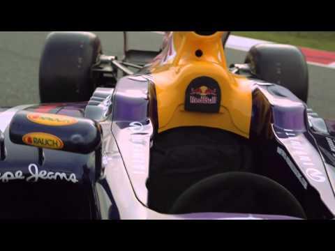 The Making of an F1 Car - Part 4 - Assembly | AutoMotoTV