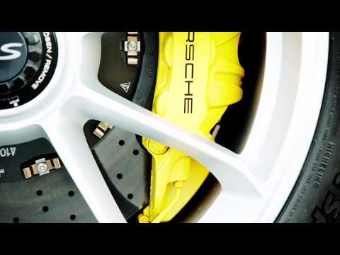 Porsche 911 GT3 RS in Ultra Violet - Exterior Design | AutoMotoTV