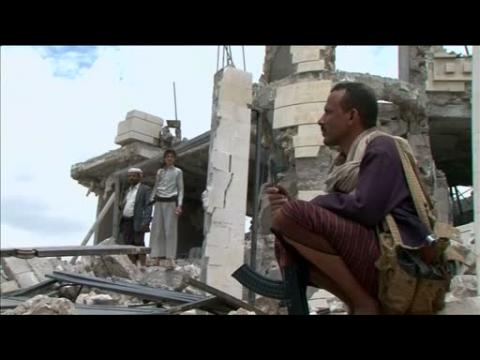 Saudi-led air stike targets home of Houthi leader in Sanaa