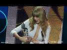 Taylor Swift Wins International Artist Award at 40 Principales
