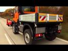 The new Mercedes-Benz Unimog implement carrier Euro VI - cleaning | AutoMotoTV