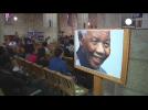 South Africa: crowds mourn Nelson Mandela’s death and celebrate his life