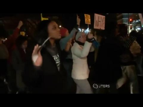 Protesters march in DC against Ferguson decision