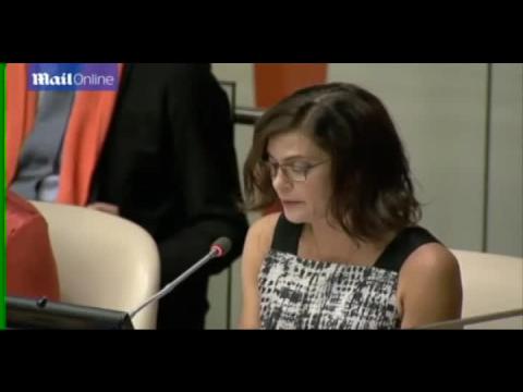 Teri Hatcher à l'ONU pour la journée contre les violences faites aux femmes
