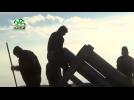 Syrian rebels fight on two fronts - Islamic State and government