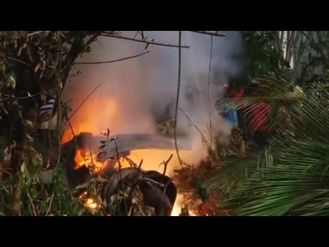 Sri Lankan air force plane crashes