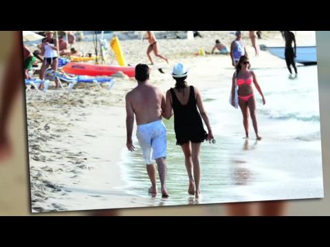 VIDEO : El descanso de Simon Cowell y Lauren Silverman en Barbados pareca ms una luna de miel