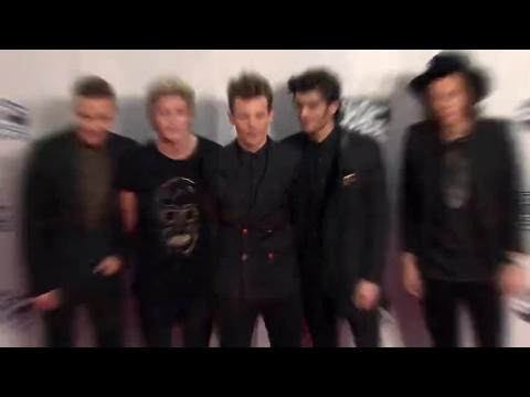 VIDEO : One Direction's Best Moments of 2014