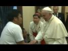 Pope meets grief-stricken father of girl killed at Tacloban mass