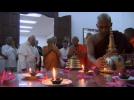 Pope Francis visits Buddhist temple in Sri Lanka