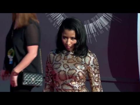 VIDEO : Does Nicki Minaj Think Kim Kardashian Is A Copycat?