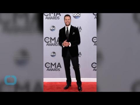 VIDEO : Luke Bryan Hits ACCA Stage After Brother-in-Law's Death: 