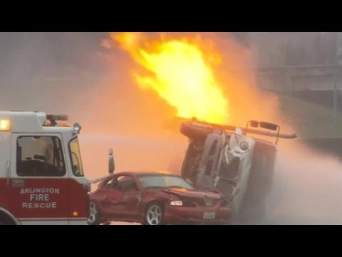 Fiery crash involving propane truck snarls traffic on Texas highway