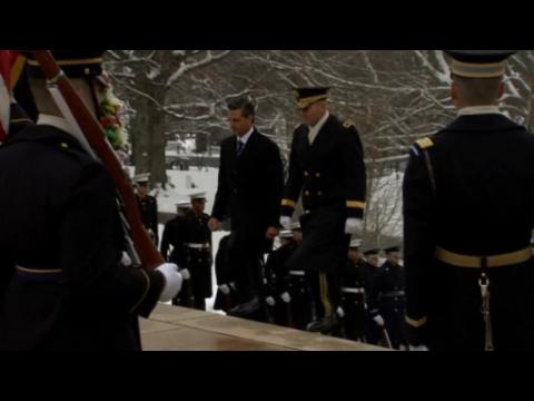 Mexico's Pena Nieto lays wreath in U.S. at Tomb of the Unknown Soldier