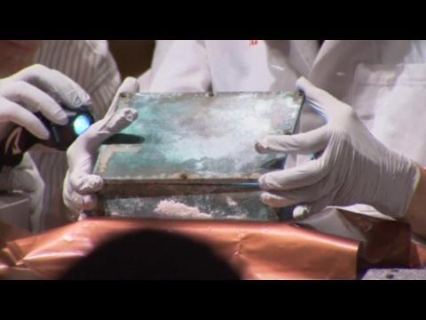 Massachusetts opens 220-year-old time capsule