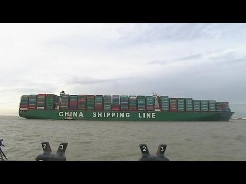 Chinese build biggest cargo ship in the world