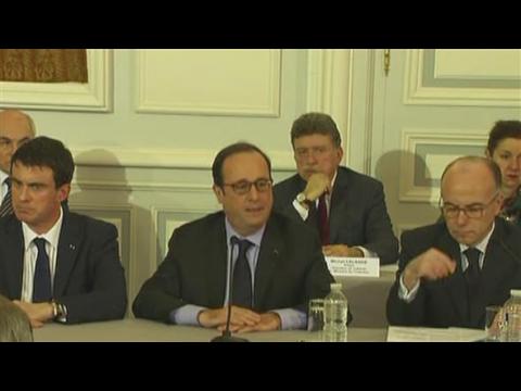 French President Hollande responds to the hostage