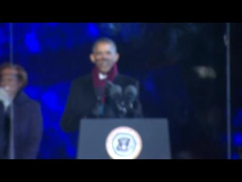 Obama lights National Christmas Tree