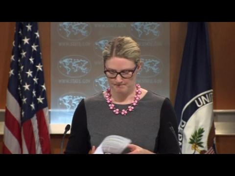 Lights go out during State Department briefing