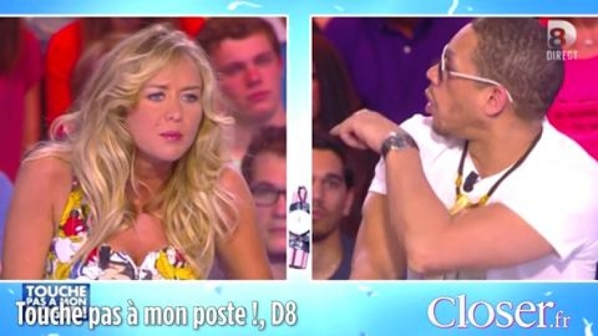 GROS SEINS ET LÉCHER LA CHATTE Seins haut et bas