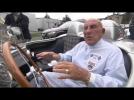 Sir Stirling Moss meets Lewis Hamilton - Mille Miglia - Interview Stirling Moss | AutoMotoTV