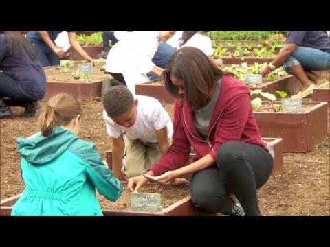 First Lady cultivates White House garden