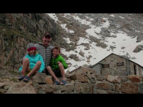 French mayor blasts US dad for climbing Mont Blanc with his kids