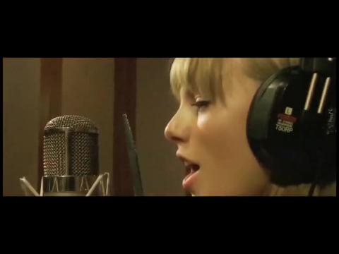 Taylor Swift In Studio Blows Us Away Singing "Sweeter Than Fiction"