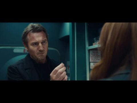 Liam Neeson In Tense Scene With Julianne Moore in "Non-Stop"