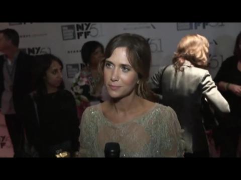 Kristen Wiig At "The Secret Life of Walter Mitty" Premiere