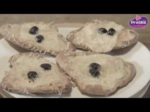 Cooking - How to cook mini cheese pizzas