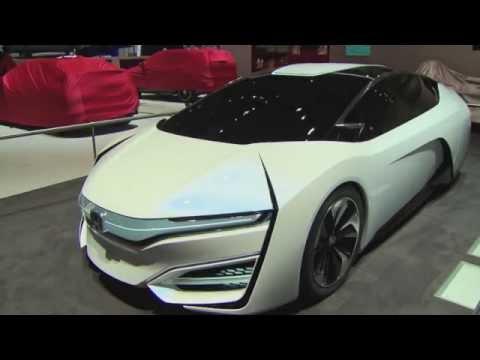 Honda Fuel Cell Electric Vehicle (FCEV) at Geneva Auto Show 2014 | AutoMotoTV