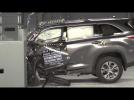 Vido Small overlap crash tests - Toyota Highlander | AutoMotoTV