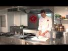 How to peel and chop garlic - Label : Atelier des Chefs UK - Category : Cuisine