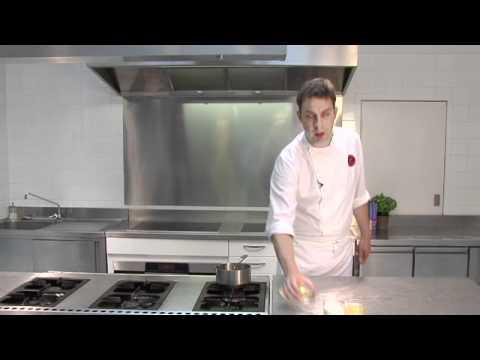How to make a white cream sauce