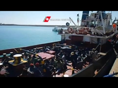 Italian coast guard rescues more than 150 migrants