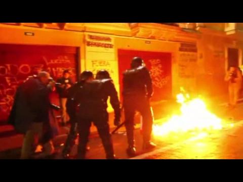 Anti-government protests turn violent in Ecuador