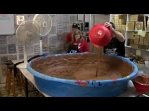 Candy shop attempts world record for largest peanut butter cup
