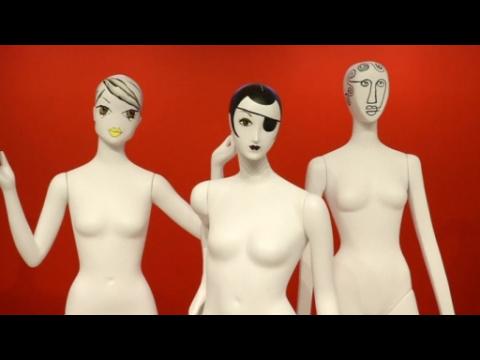 Display mannequins turn into art at New York exhibition