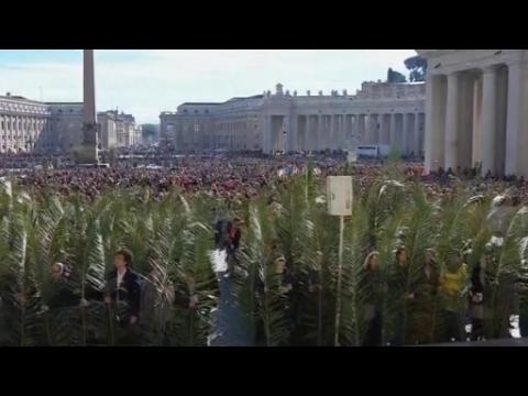 Pope pays tribute to 'today's martyrs'