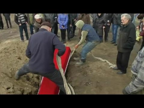 Donetsk miners killed in blast laid to rest