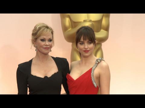 Academy Award Arrivals Include Sexy Celebs and A-Listers