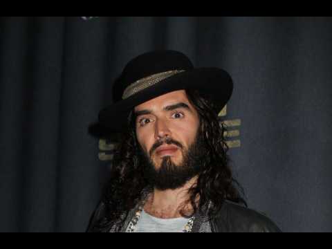 Russell Brand shares tips on mindfulness