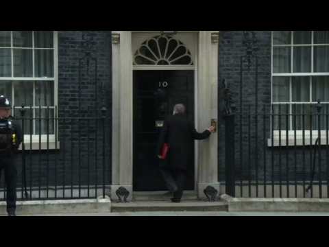 UK cabinet members arrive for meeting at Downing St