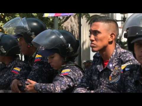 Heavy police presence in Caracas ahead of union protest