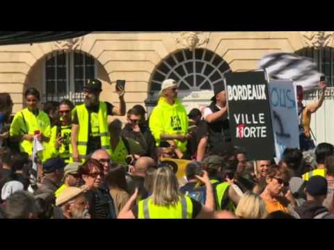 'Yellow vest' protests in "dead city" of Bordeaux