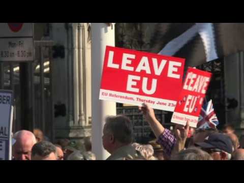Pro-Brexit rally on Parliament Sq after MPs reject Brexit deal