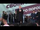 Petro Poroshenko holds last rally ahead of Ukraine elections
