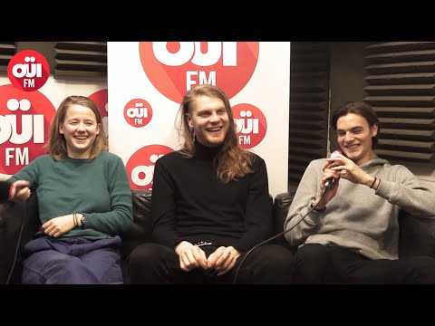 Pogo Car Crash Control en interview au micro de OUI FM